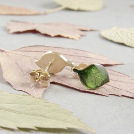 gold earrings leaves