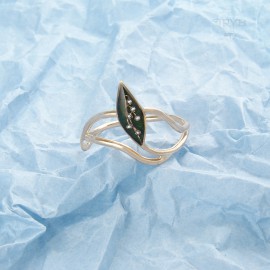 14k gold ring with lily of the valley