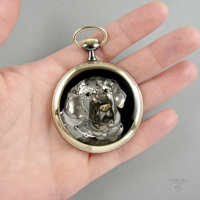 Golden retriever of watch parts pendant
