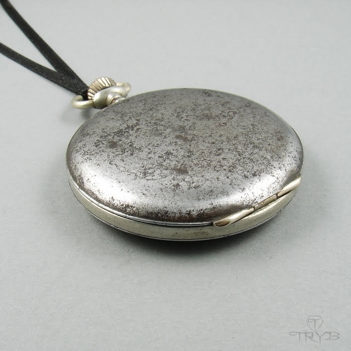 Biżuteria ze starych zegarków kieszonkowych