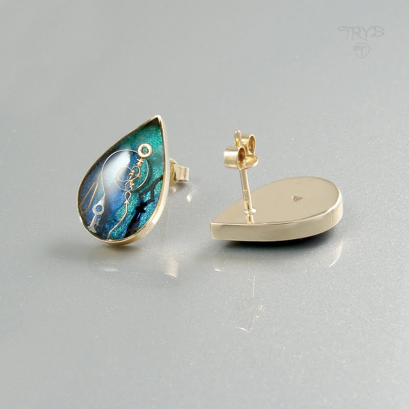 AQUARIUS Złote kolczyki krople ręcznie robione w oprawie ze złota 585 z podwodną kompozycją z części zegarków