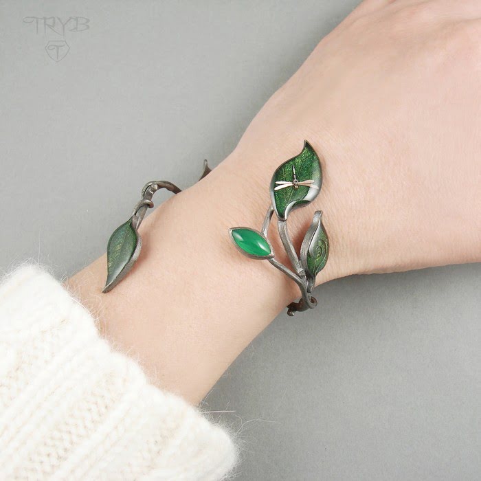 bransoletka artystyczna w kształcie gałązki