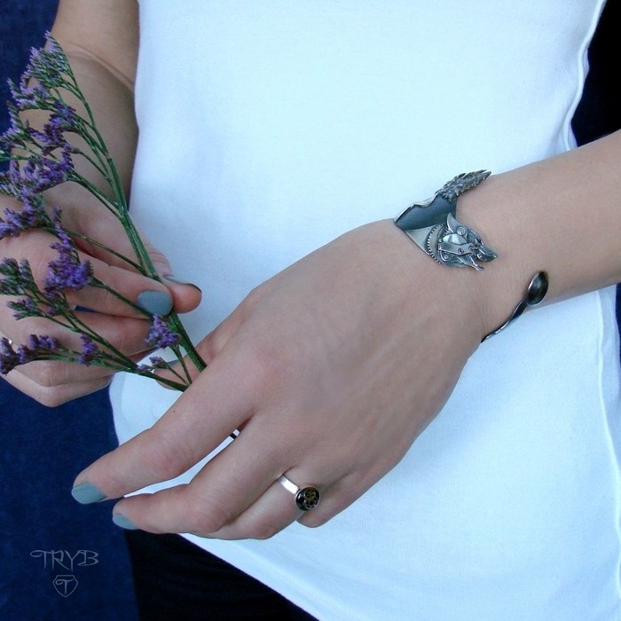 Wilk bransoletka ze srebra