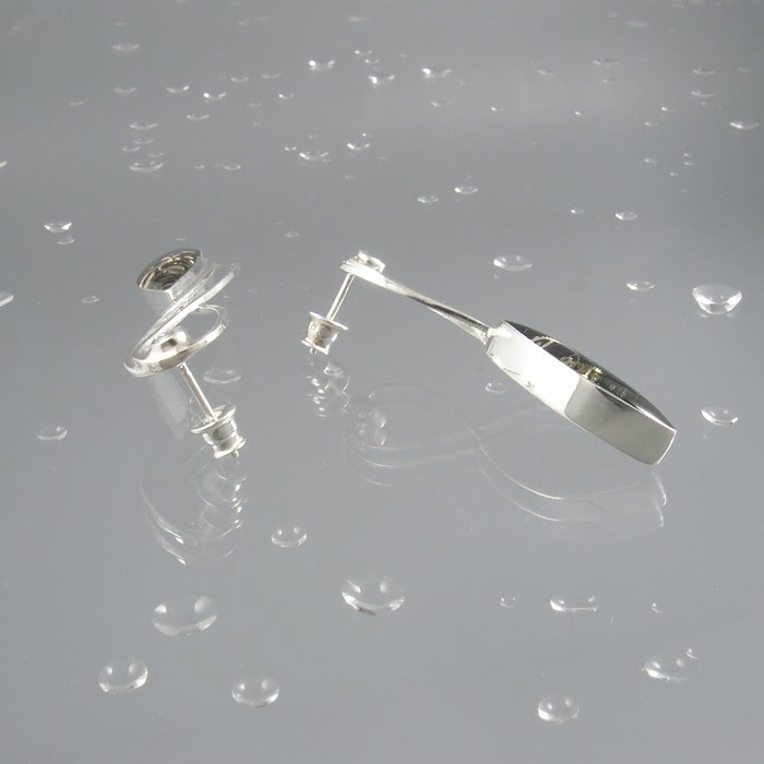 Długie kolczyki srebrne z kosmiczną kompozycją części zegarków i cyrkonii