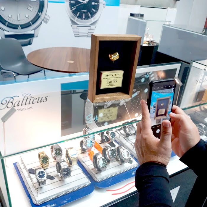 Nagrody i wyróżnienia na zamówienie