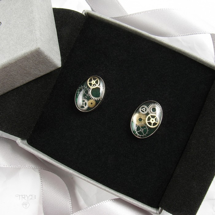 Zielone, owalne spinki do mankietów