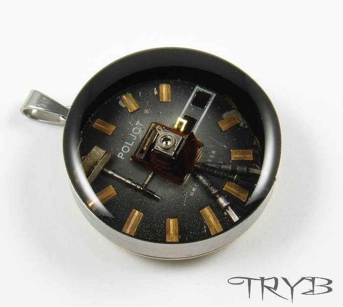 Stary aparat fotograficzny wisiorek