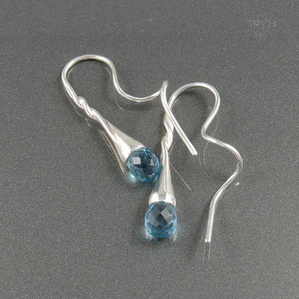 Niezgubialne, autorskie kolczyki ze srebra z topazami swiss