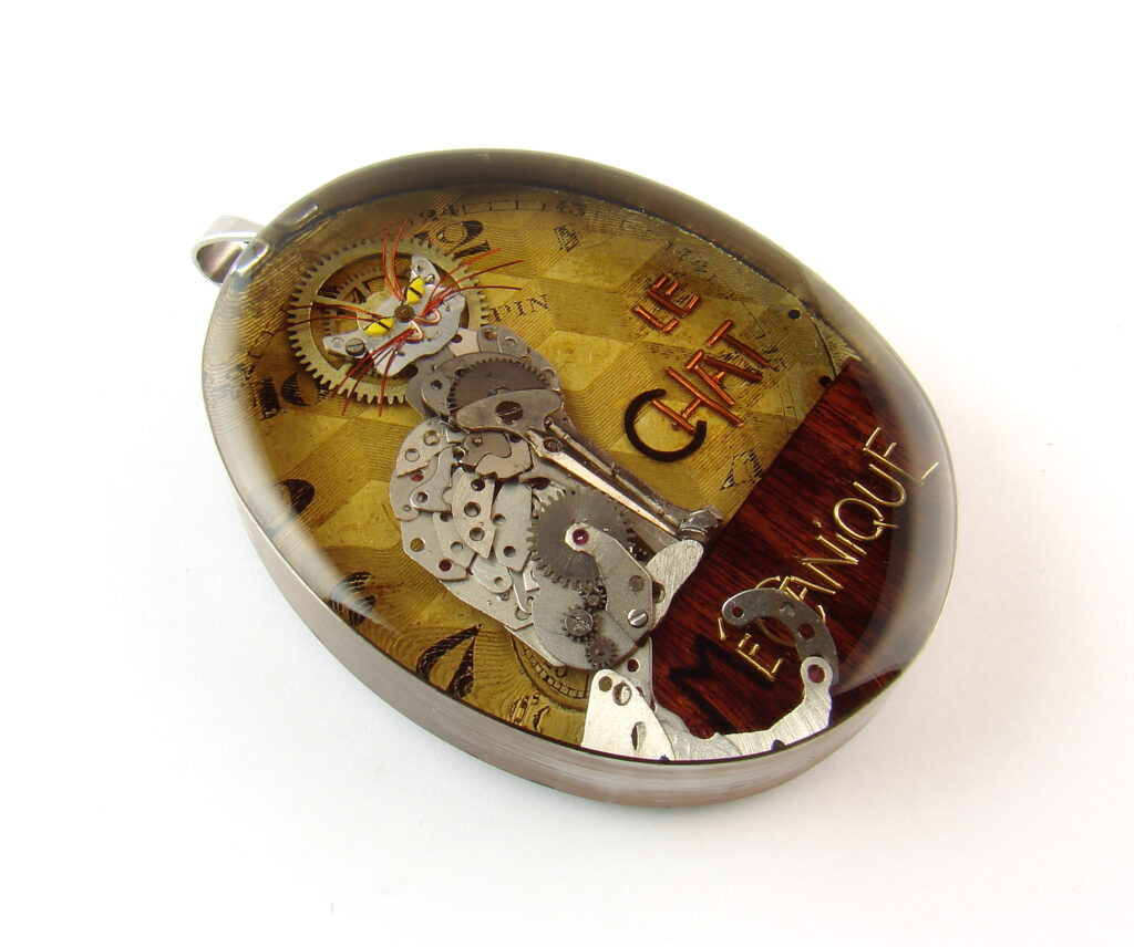 Unikatowa zawieszka z kotem le chat mecanique