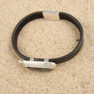 Męska bransoletka ze skóry licowej z zawieszką ze srebra w kształcie butli do nurkowania