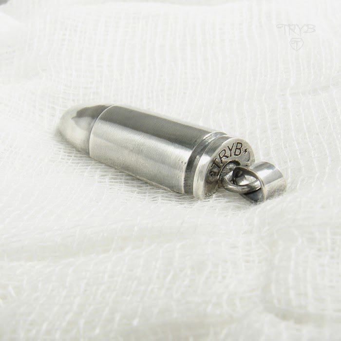 Zawieszka nabój ze srebra