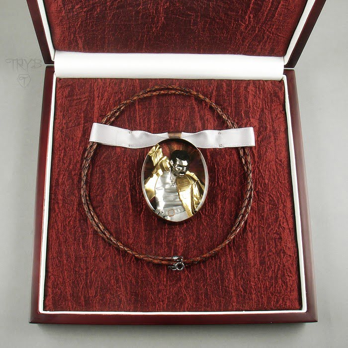 Biżuteria artystyczna na prezent