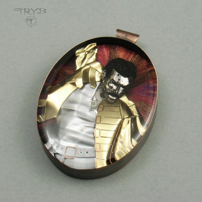 Unikatowy wisior z portretem gwiazdy rocka