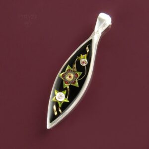 Artystyczna zawieszka na szyję kwiaty tropikalne w srebrze