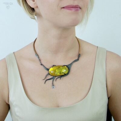 Naszyjnik artystyczny z bursztynem bałtyckim