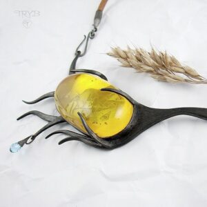 Unikatowy naszyjnik z żółtym przejrzystym bursztynem bałtyckim