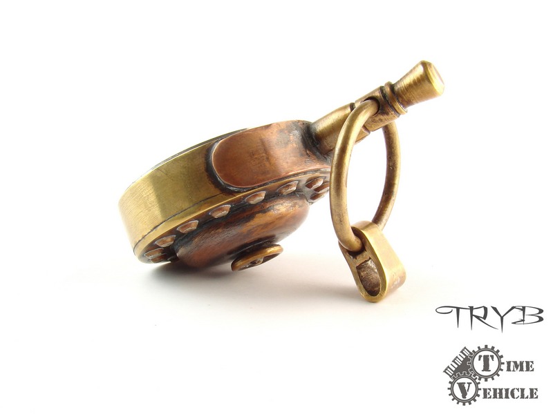 Biżuteria steampunk ręcznie robiona