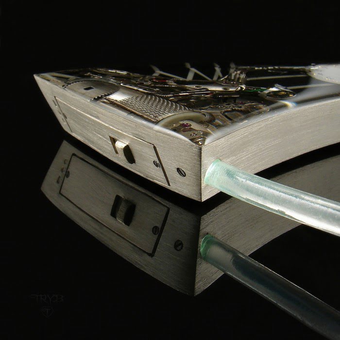 Artystyczny naszyjnik ze światłowodem na baterie