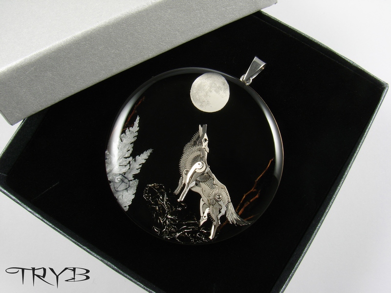 Oryginalna biżuteria artystyczna na prezent