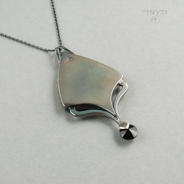 Naszyjnik z oksydowanego srebra