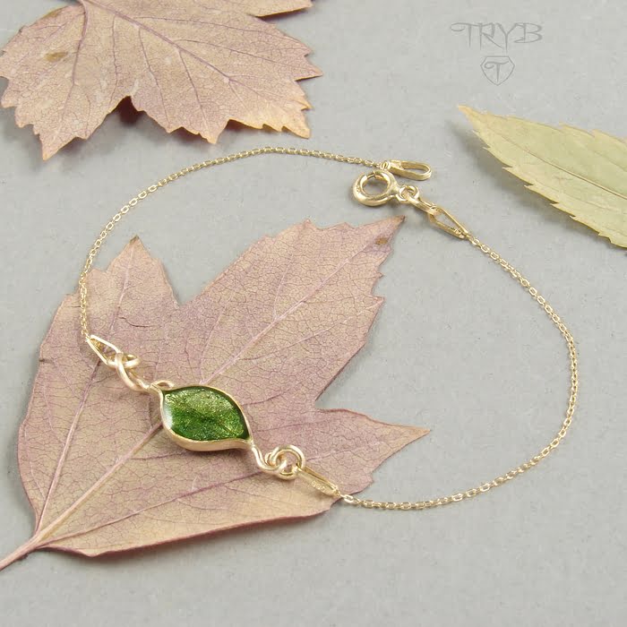 Bransoletka na łańcuszku ze złota z liściem