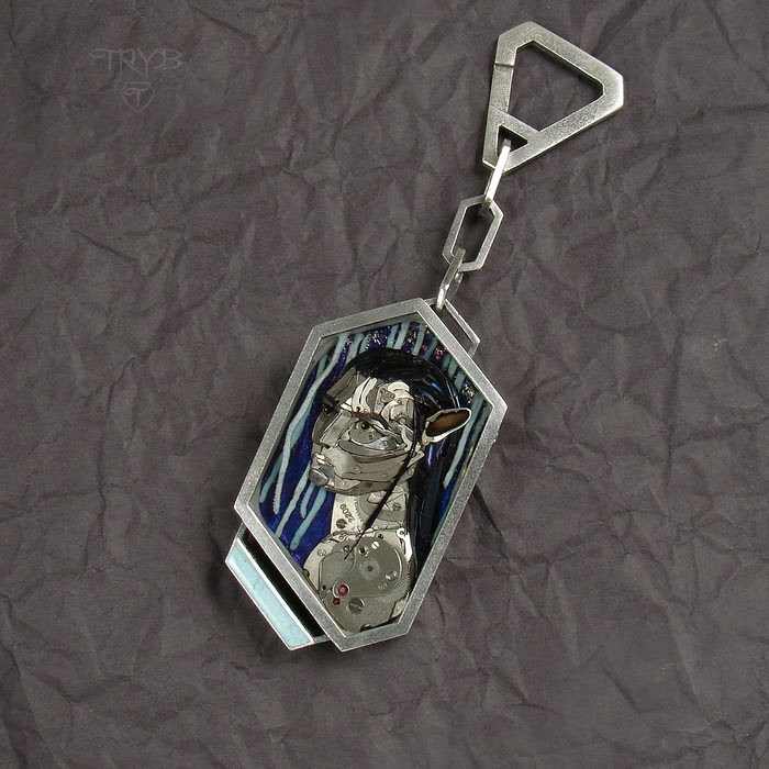 Artystyczny brelok z podobizną Jake Sully z Avatara