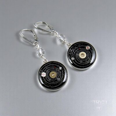 Kosmos kolczyki wiszące z układami słonecznymi z części zegarków