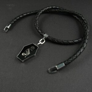 Unikatowy naszyjnik z trumną i szkieletem w środku