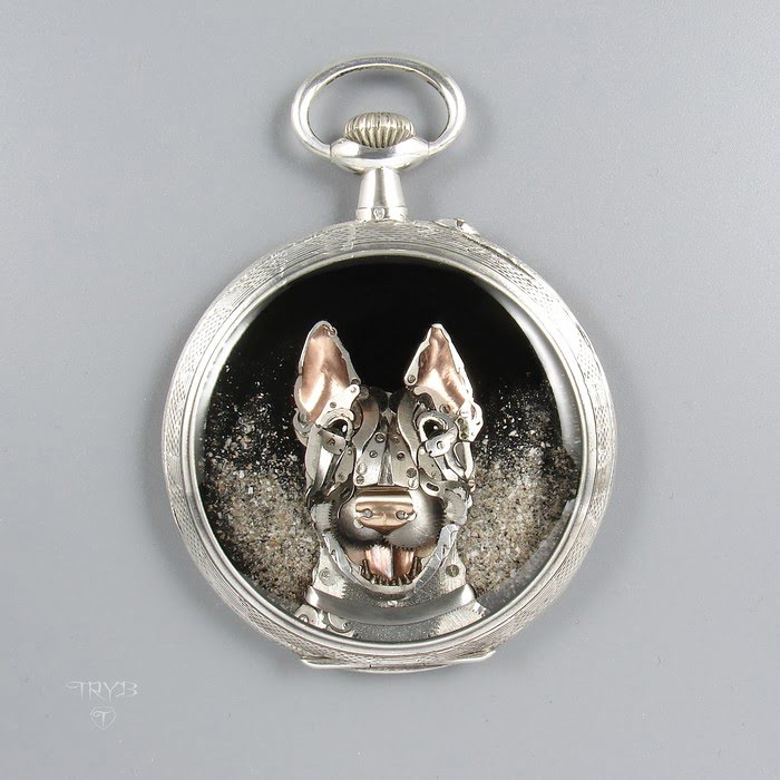 unikatowa zawieszka z bulterierem - biżuteria na zamówienie