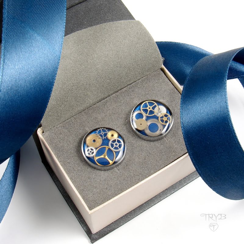 Granatowe spinki do mankietów z trybikami biżuteria artystyczna na prezent
